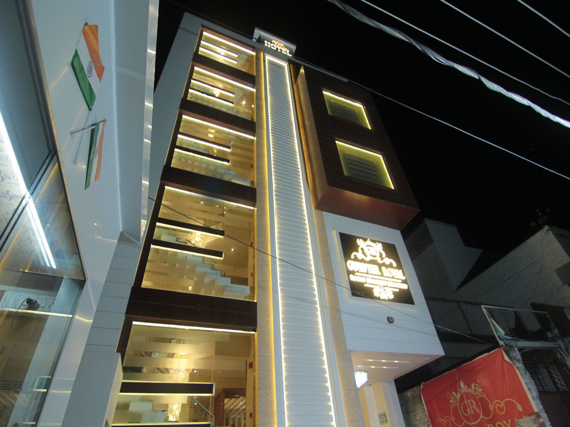 Hotel Gurveer Royal Lucknow Bagian luar foto